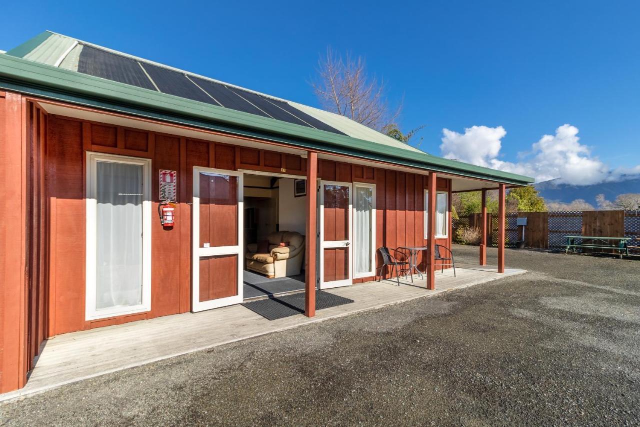 Anatoki Lodge Motel Takaka Exterior photo