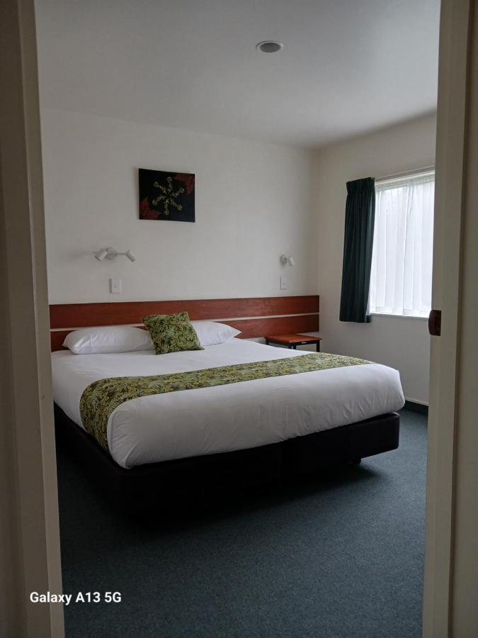 Anatoki Lodge Motel Takaka Exterior photo