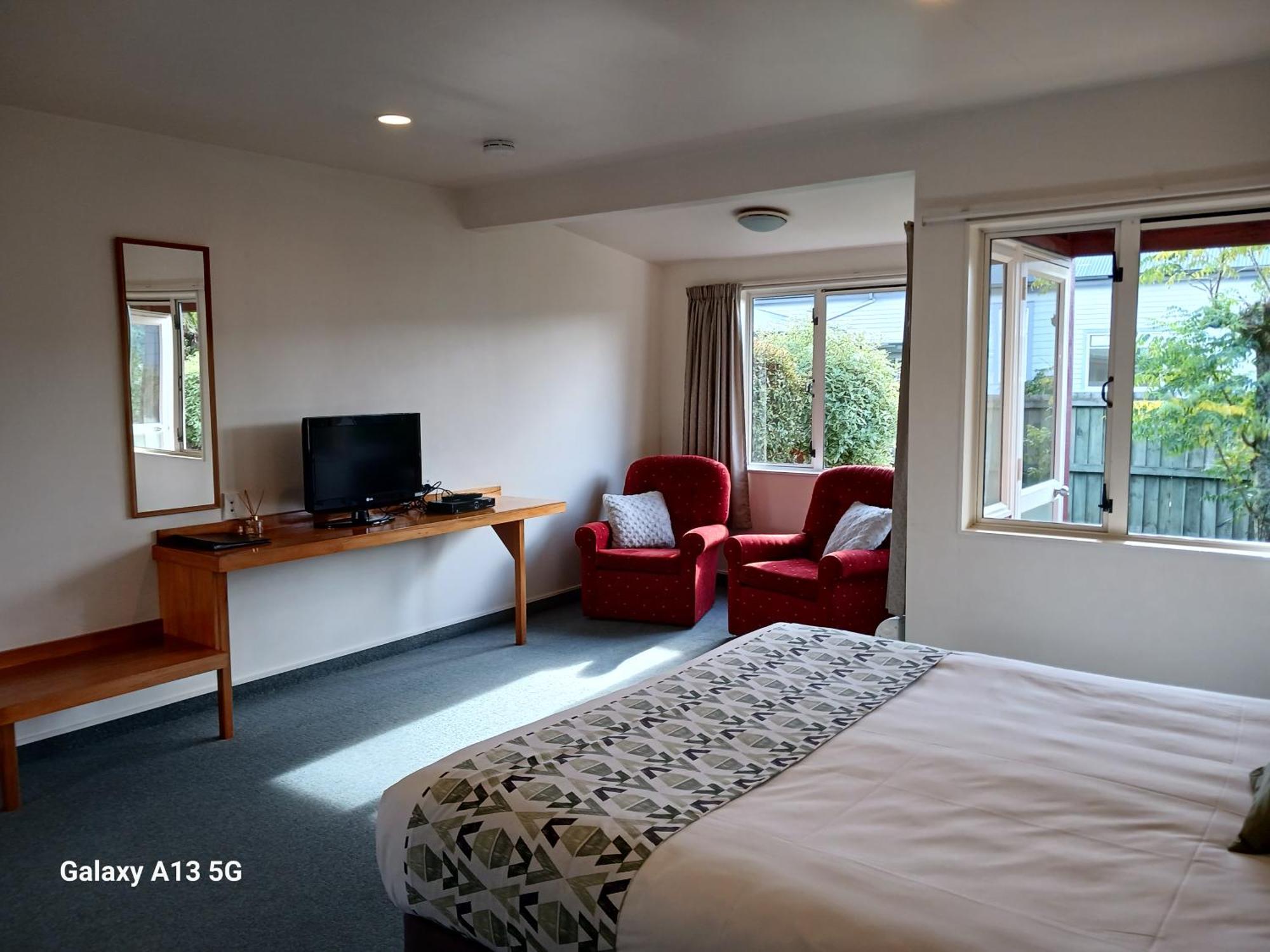 Anatoki Lodge Motel Takaka Exterior photo